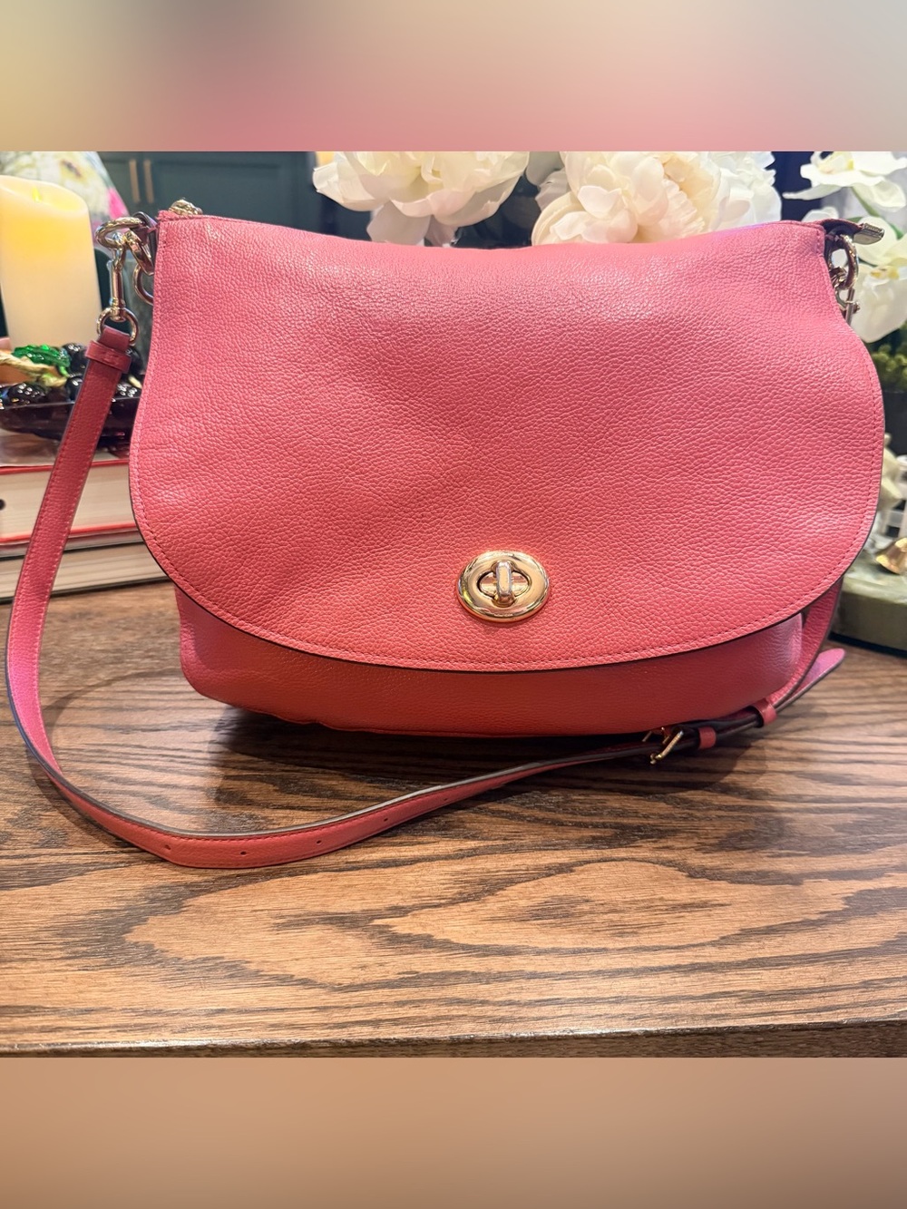 Coach 24771 Pebbled Leather Turnlock Hobo Crossbody Shoulder Bag Rouge